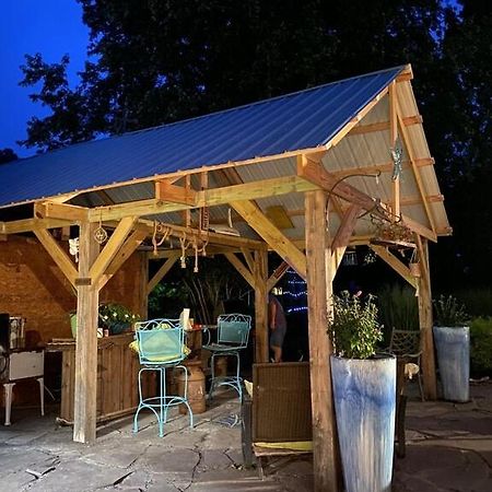 Beach Haven Dog Friendly Farmette Great For 2 Couples Berlin Bagian luar foto